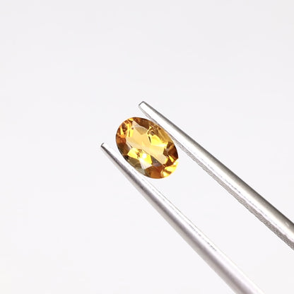 【仕立て必須】シトリン　0.38ct