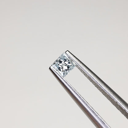 アイスブルーダイヤモンド　ルース　0.15ct