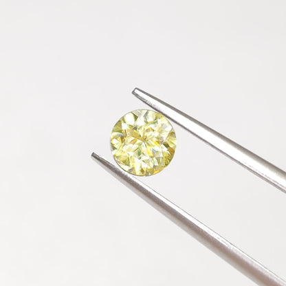 スフェーン　ルース　0.66ct