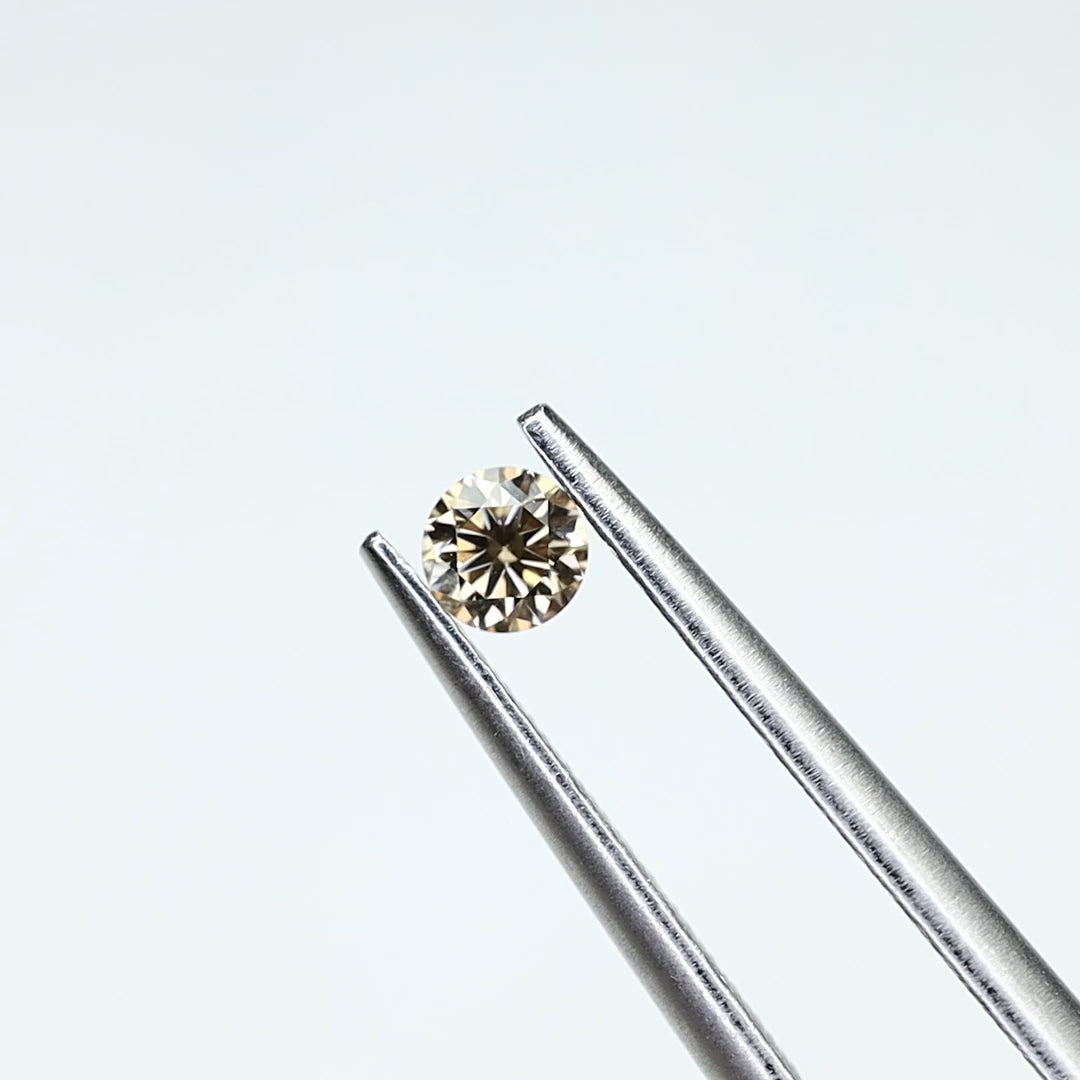 ブラウンダイヤモンド　ルース　0.11ct