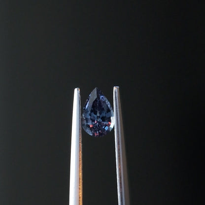 ベキリーブルーガーネット　ルース　0.34ct