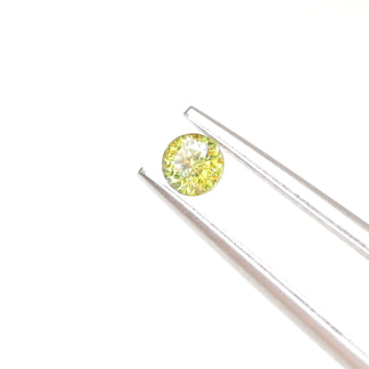 スフェーン　ルース　0.15ct