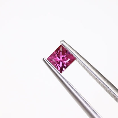 ルビー　ルース　0.34ct