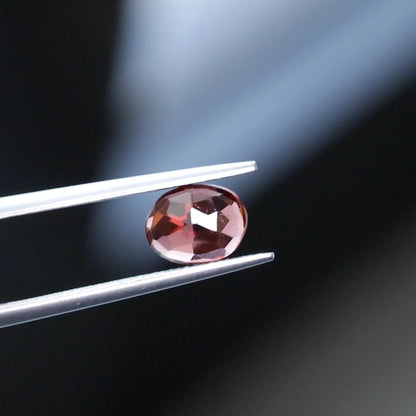 【仕立て必須】ガーネット　1.12ct
