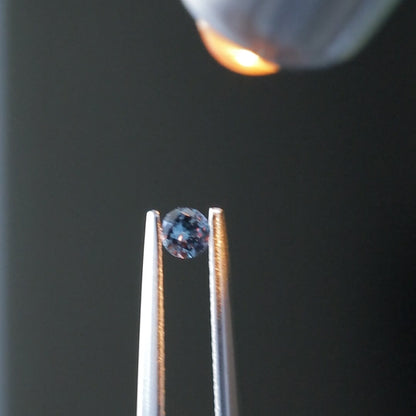 ベキリーブルーガーネット　ルース　0.07ct