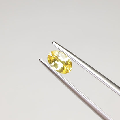 イエローサファイア　ルース　0.45ct