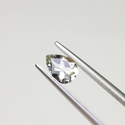 【仕立て必須】グリーンクォーツ　0.67ct