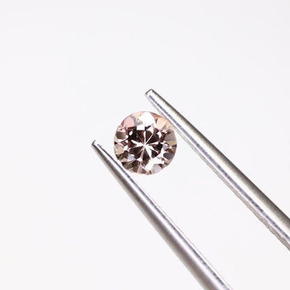 インペリアルトパーズ　ルース　0.36ct
