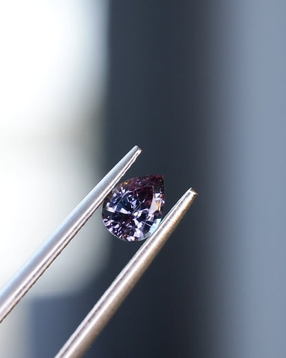 ベキリーブルーガーネット　ルース　0.35ct