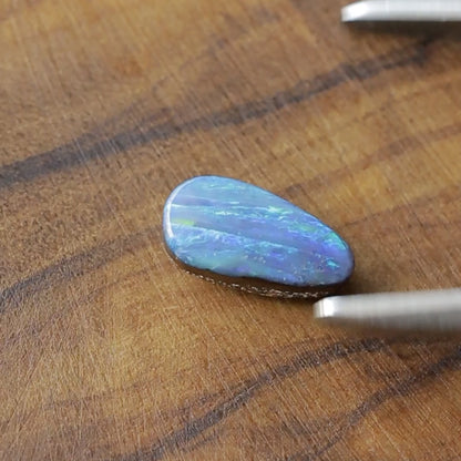 ボルダーオパール　ルース　0.79ct