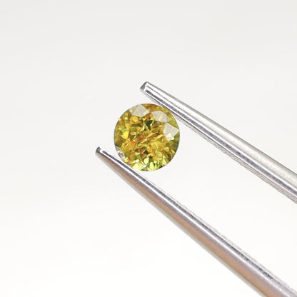 スフェーン　ルース　0.3ct