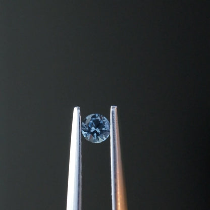 ベキリーブルーガーネット　ルース　0.07ct