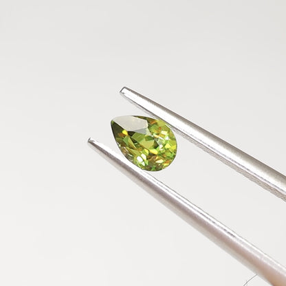 スフェーン　ルース　0.4ct