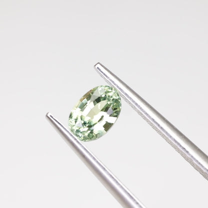 バイカラーサファイア　ルース　0.57ct