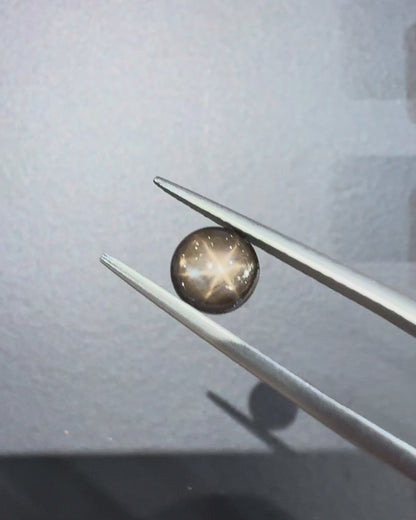 ブラックスターサファイア　ルース　1.27ct