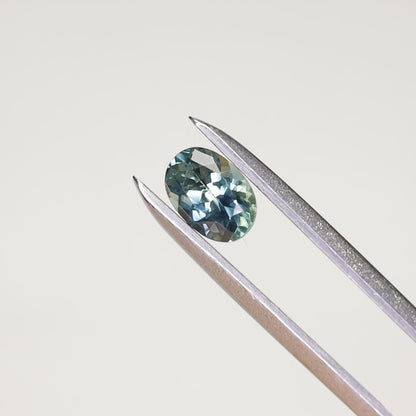 モンタナサファイア　ルース　0.85ct