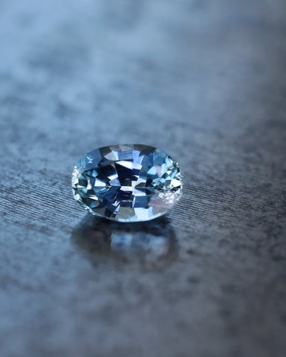 モンタナサファイア　ルース　0.71ct