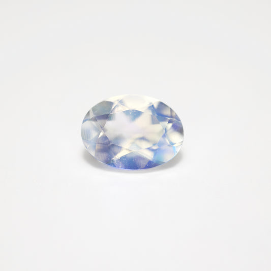レインボームーンストーン　ルース　0.71ct
